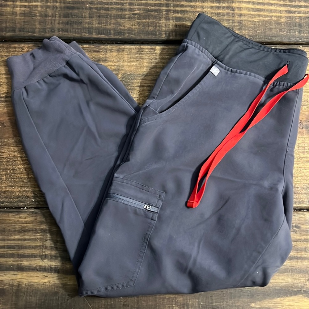 Figs Limited Edition Charcoal Grey Scrubs